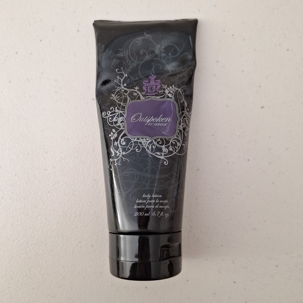 Avon Fergie Outspoken Body Lotion 6.7 fl oz. - New Old Stock